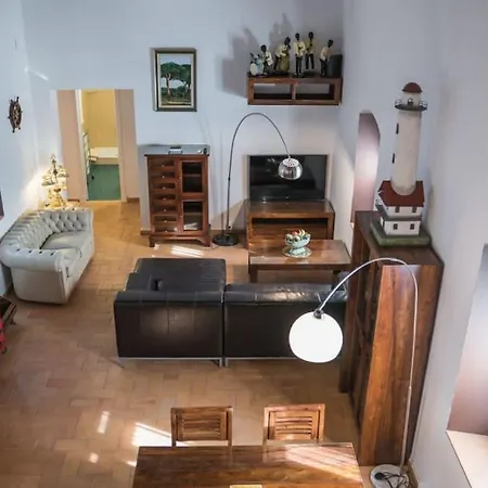 아파트 Loft En Casa Palacio Mergelina Parking Gratis *