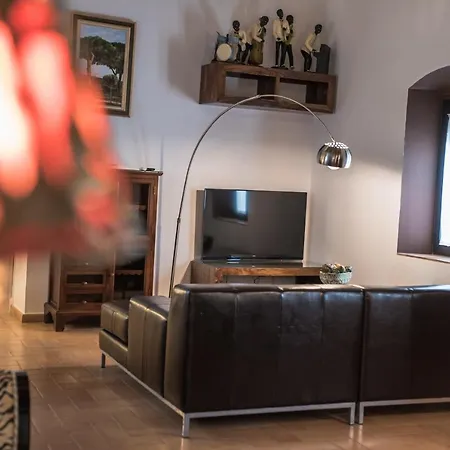 Appartamento Loft En Casa Palacio Mergelina Parking Gratis